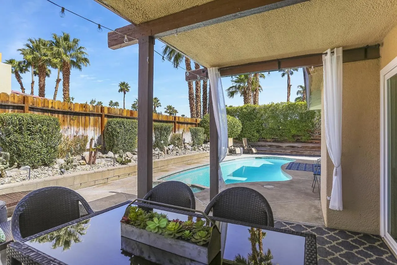 Tranquil Padua Pad - A Ryson Property Palm Springs